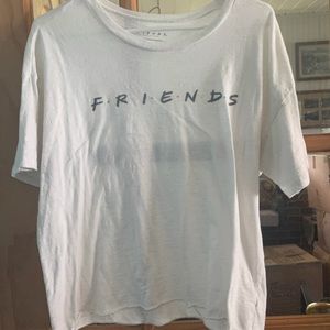 FRIENDS tee
